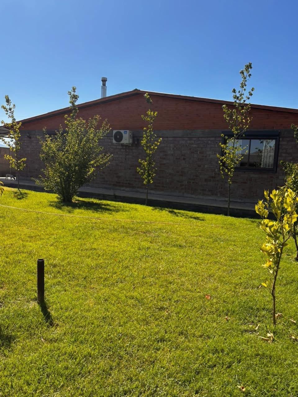 ARRIENDO LINDA EN REQUINOA, SECTOR LAS ROSAS